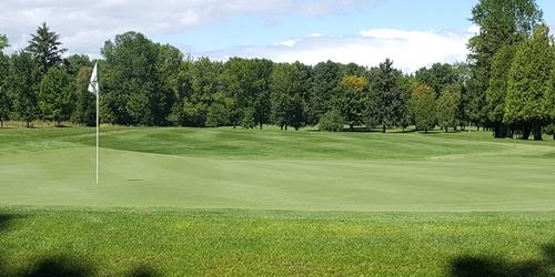Riverdale Country Club